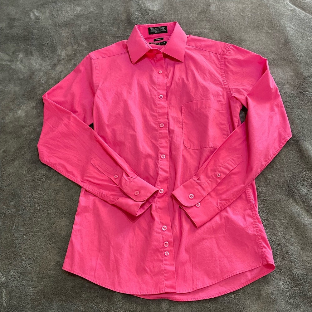 Marquis Signature Business Casual Button Down Long Sleeved Top